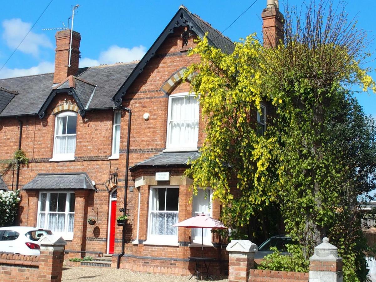 Bed and Breakfast Telford House Milton Keynes Exterior foto