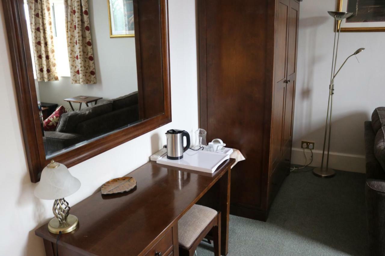 Bed and Breakfast Telford House Milton Keynes Exterior foto