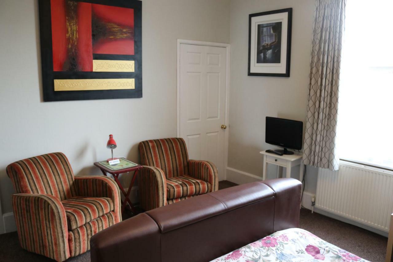 Bed and Breakfast Telford House Milton Keynes Exterior foto